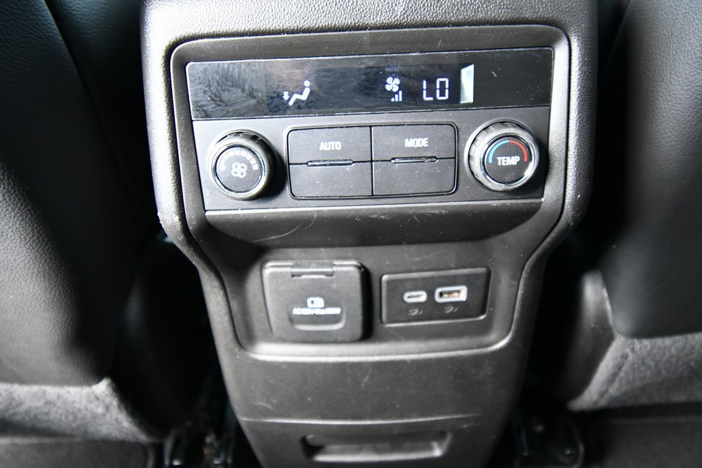2023 Gmc Acadia SLT photo 13