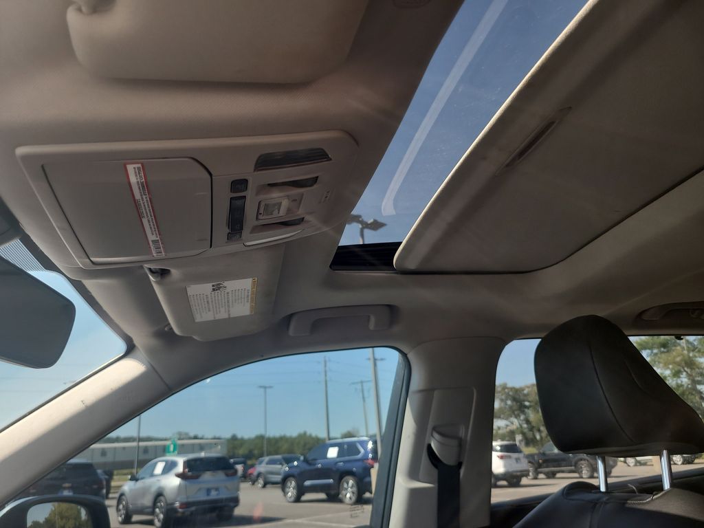 2022 Toyota Highlander XLE photo 20
