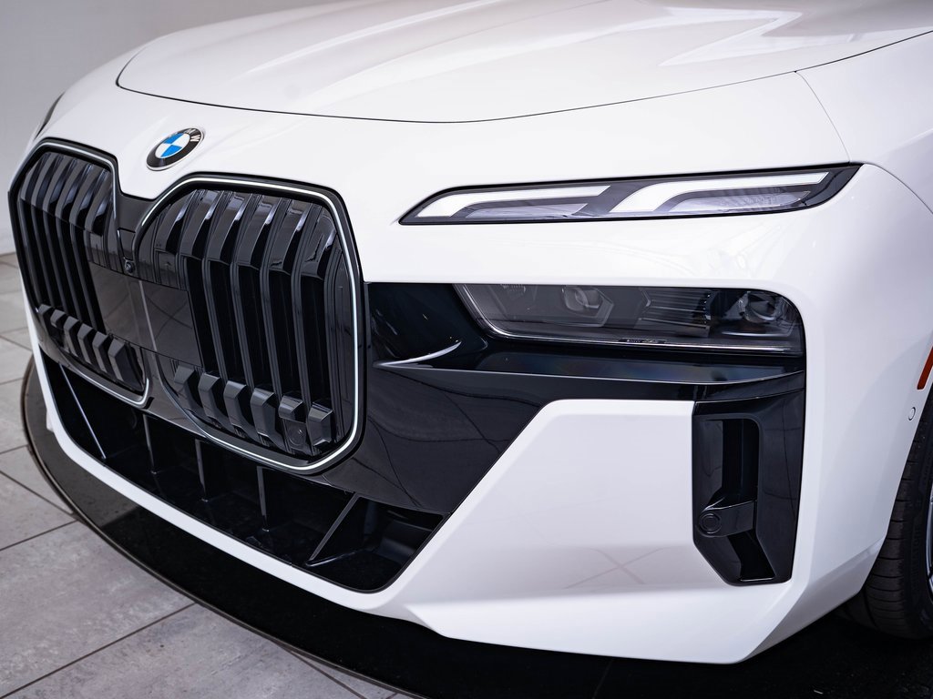 2025 Bmw 760i 760i xDrive photo 2