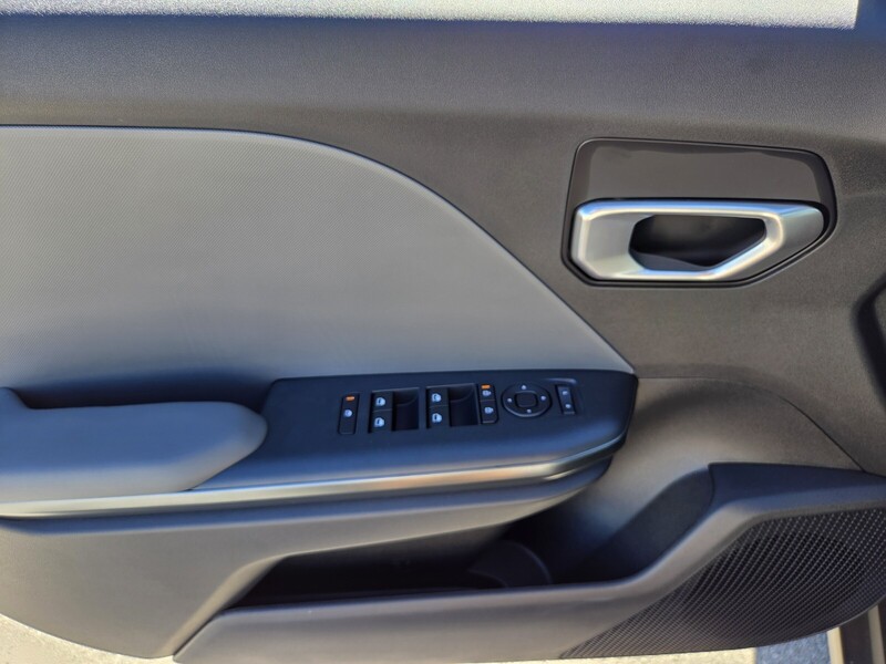 2025 Kia K4 LXS photo 9