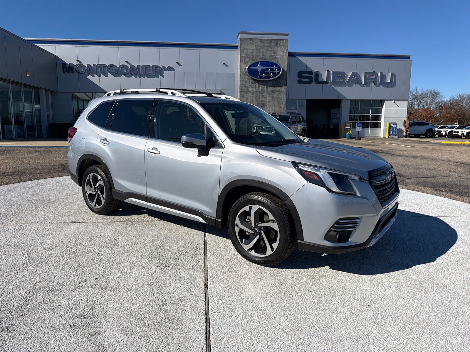 2022 Subaru Forester Touring's photo