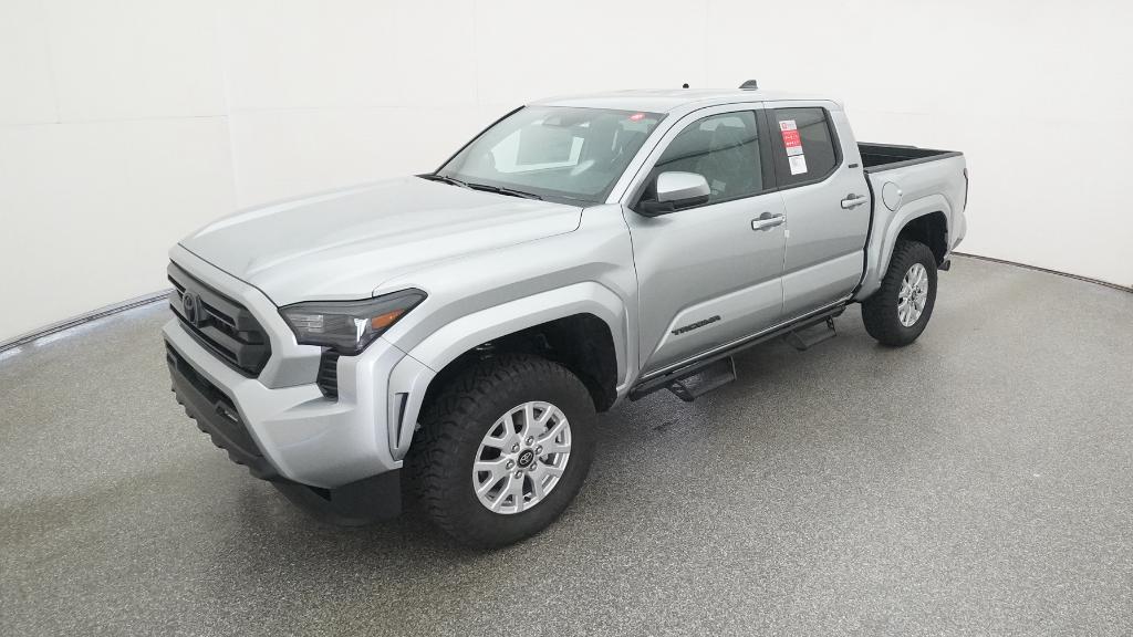 2025 Toyota Tacoma SR5's photo