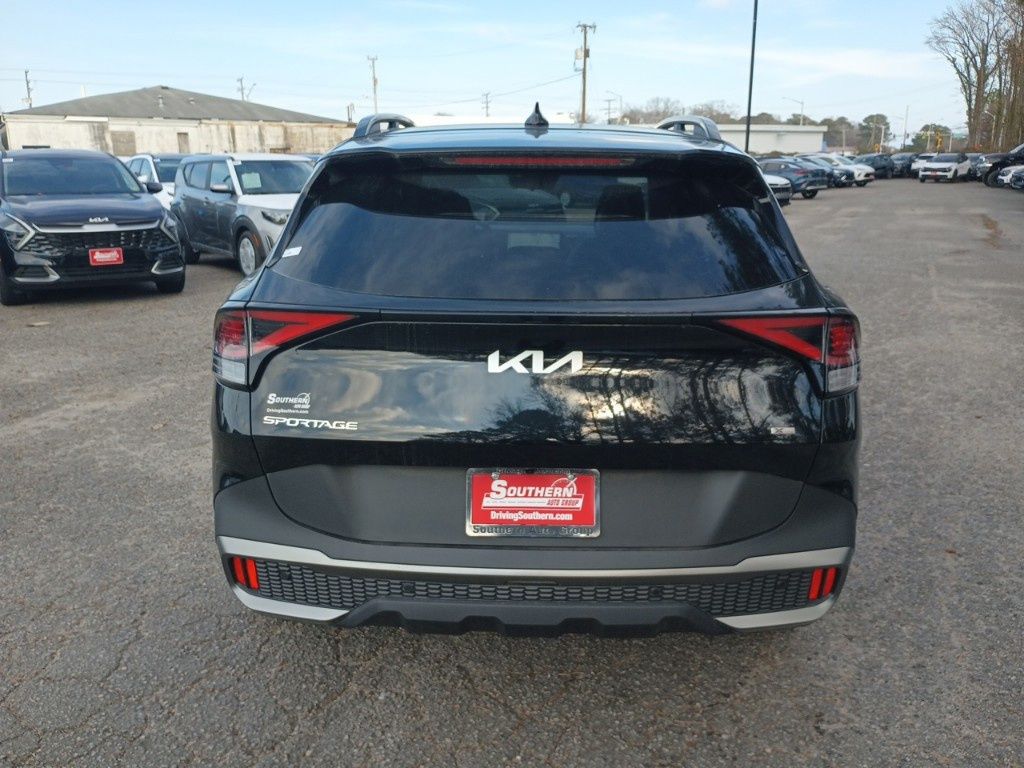 2023 Kia Sportage X-Line photo 3