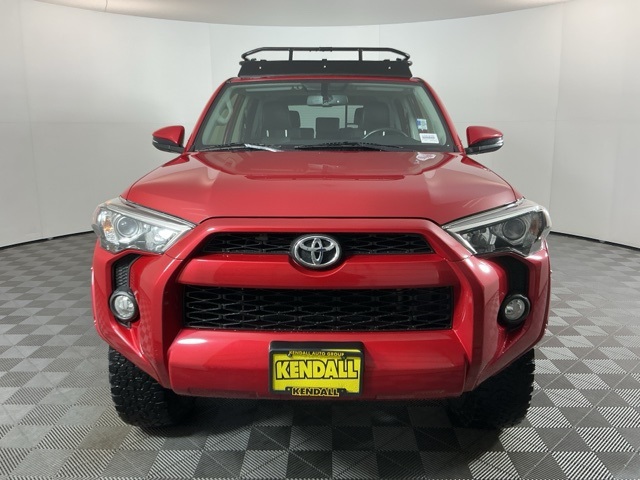 2016 Toyota 4Runner SR5 Premium photo 2