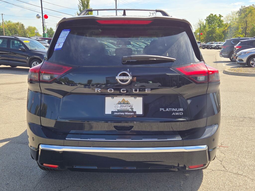 2026 Nissan Rogue Platinum photo 7