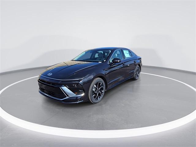 2025 Hyundai Sonata SEL photo 4