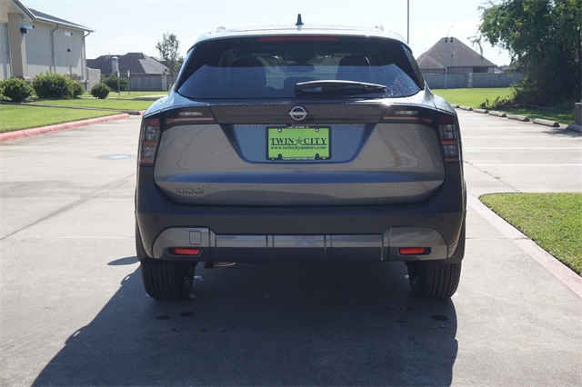 2026 Nissan Kicks SV photo 4