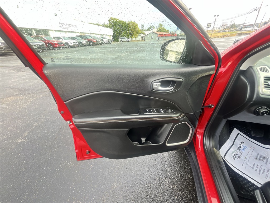 2018 Jeep Compass Latitude photo 11