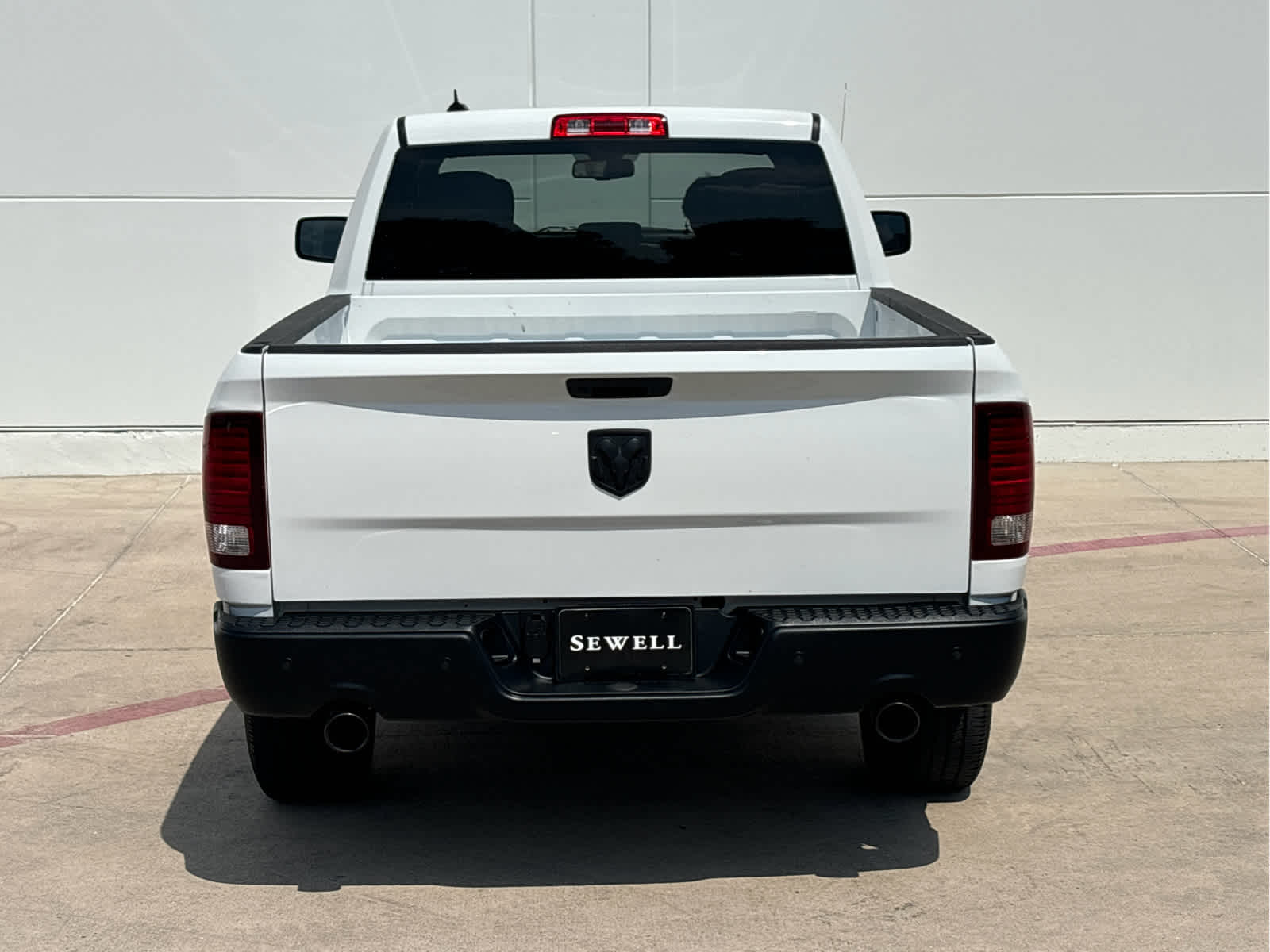 2022 Ram 1500 Classic Warlock photo 5