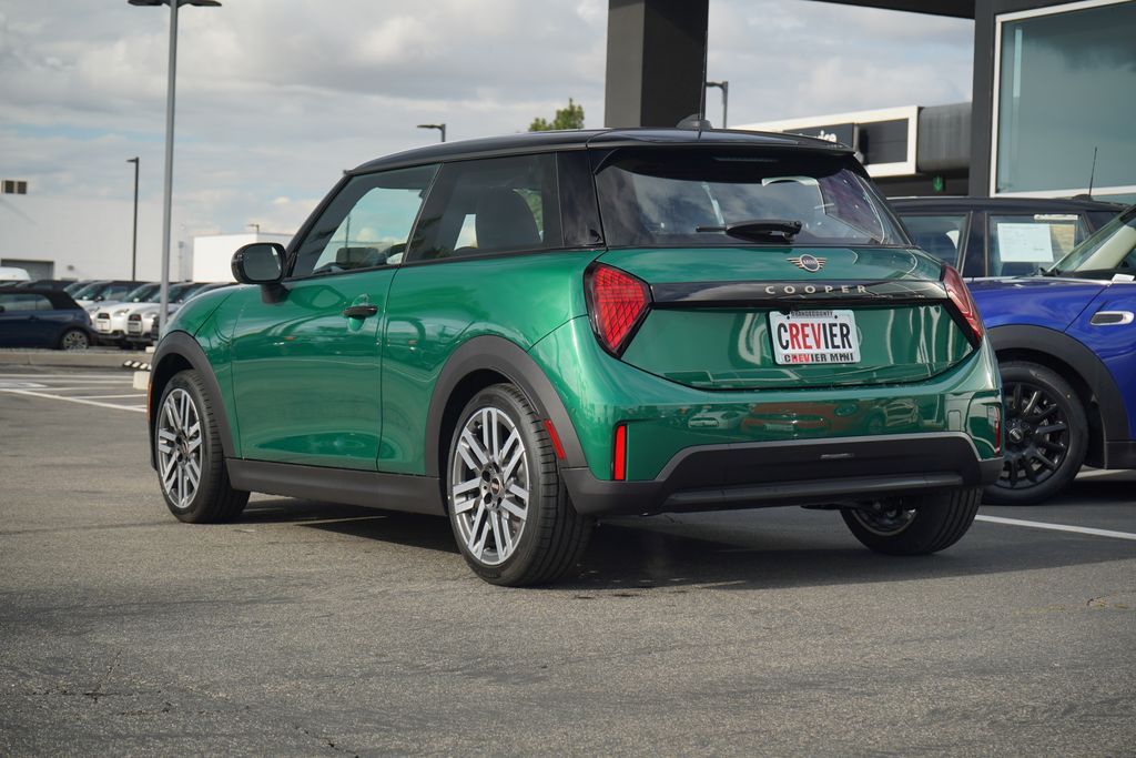 2026 Mini Cooper 2 Door Hardtop Signature photo 2