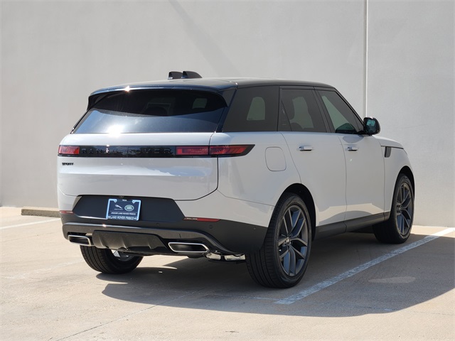 2025 Land Rover Range Rover Sport SE photo 4