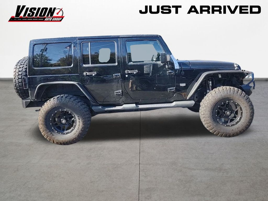 2011 Jeep Wrangler Anniversary Edition photo 4