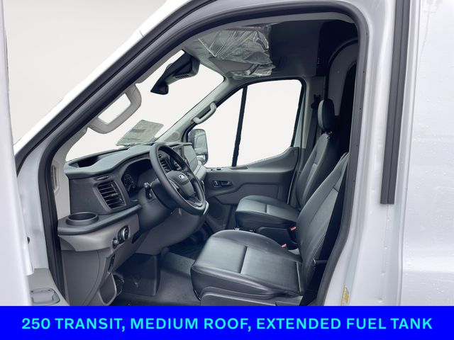 2025 Ford Transit photo 6