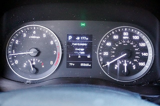 Used 2020 Blue Hyundai SE image 30