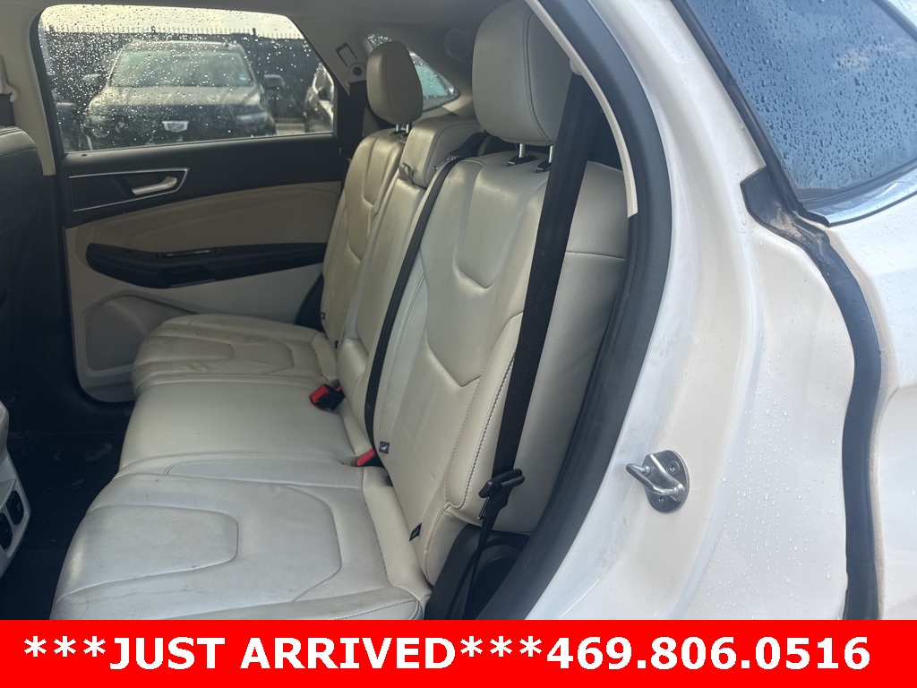 2016 Ford Edge Titanium photo 10