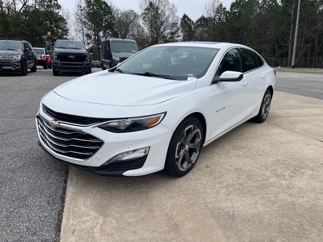 2024 Chevrolet Malibu 1LT photo 3