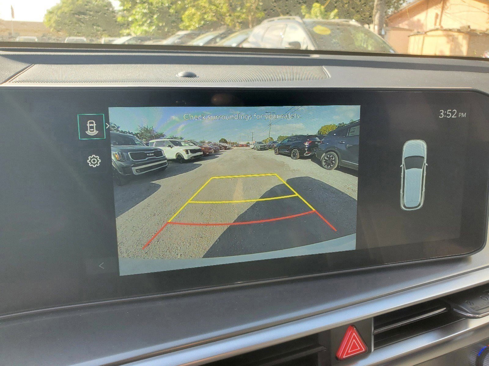 2025 Kia Sorento S photo 22