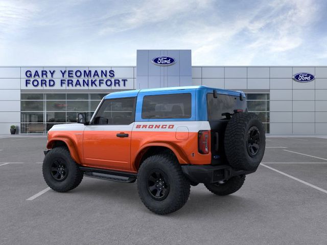 2025 Ford Bronco First Edition photo 4