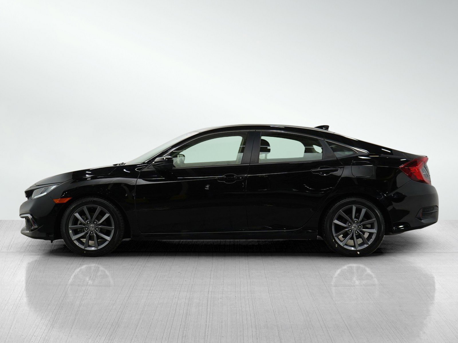 Used 2019 Honda Civic EX-L with VIN JHMFC1F76KX004266 for sale in Burnsville, Minnesota