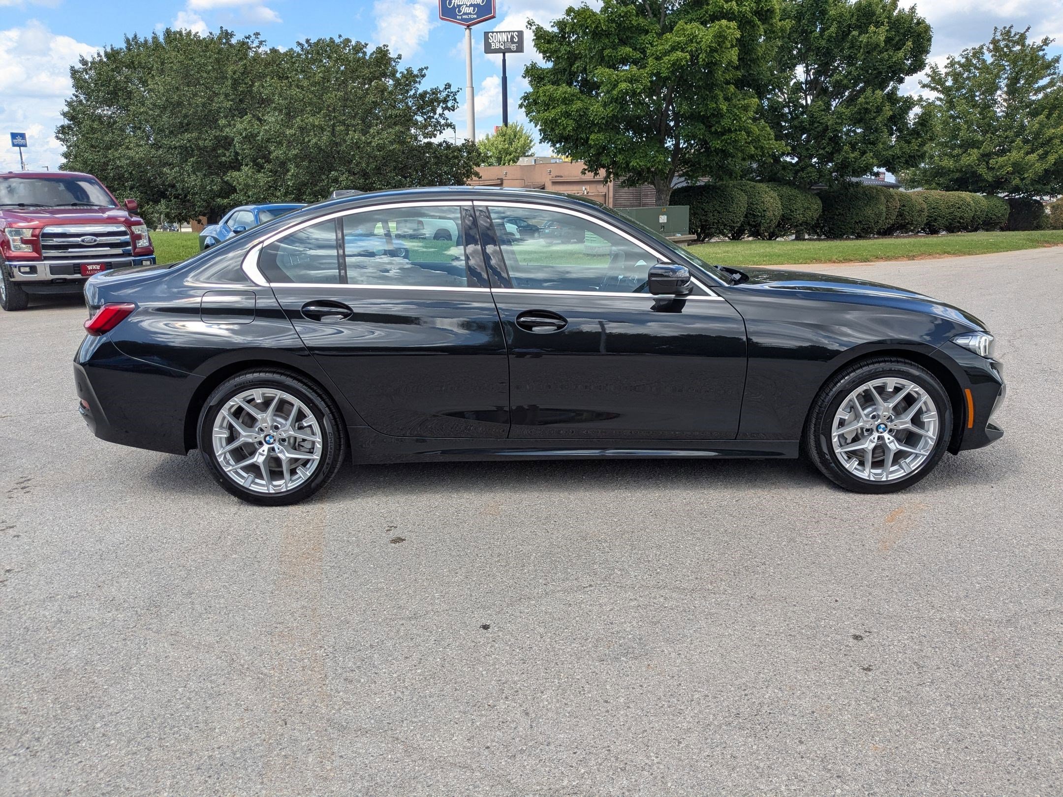 2025 Bmw 330i photo 4