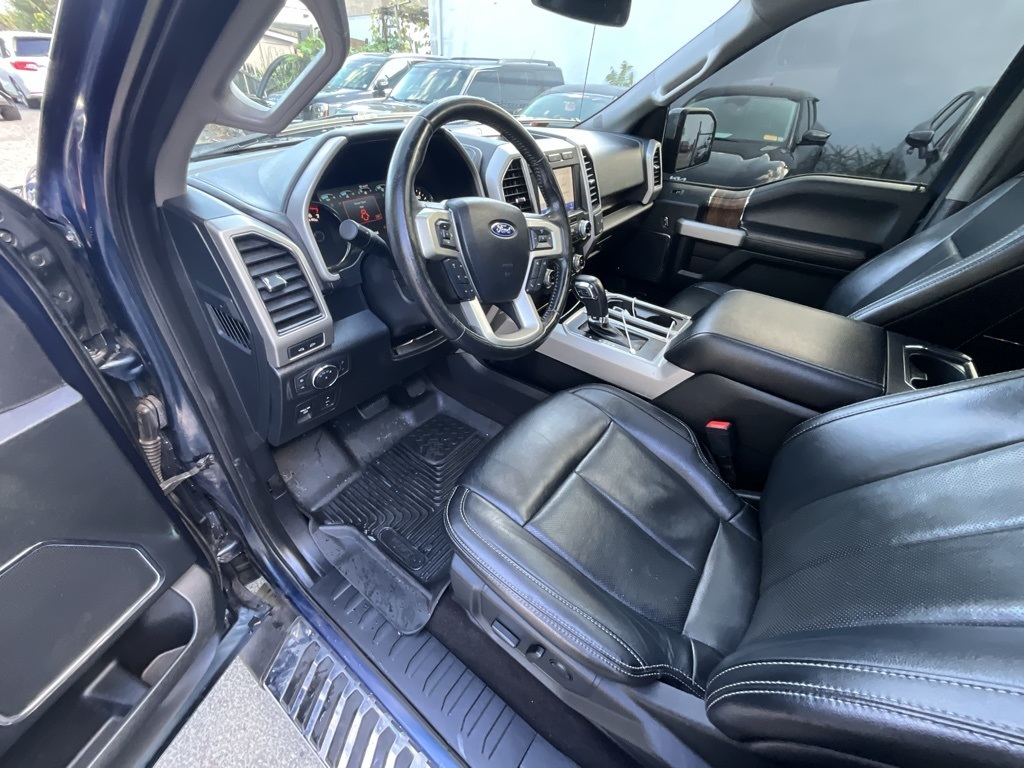2020 Ford F-150 Lariat photo 9