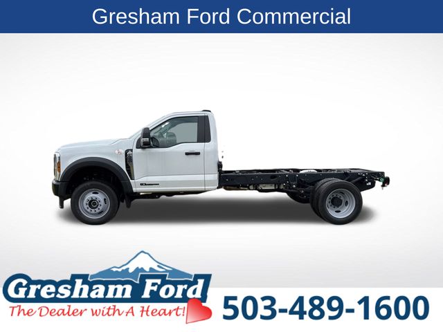 2024 Ford F-550 photo 2