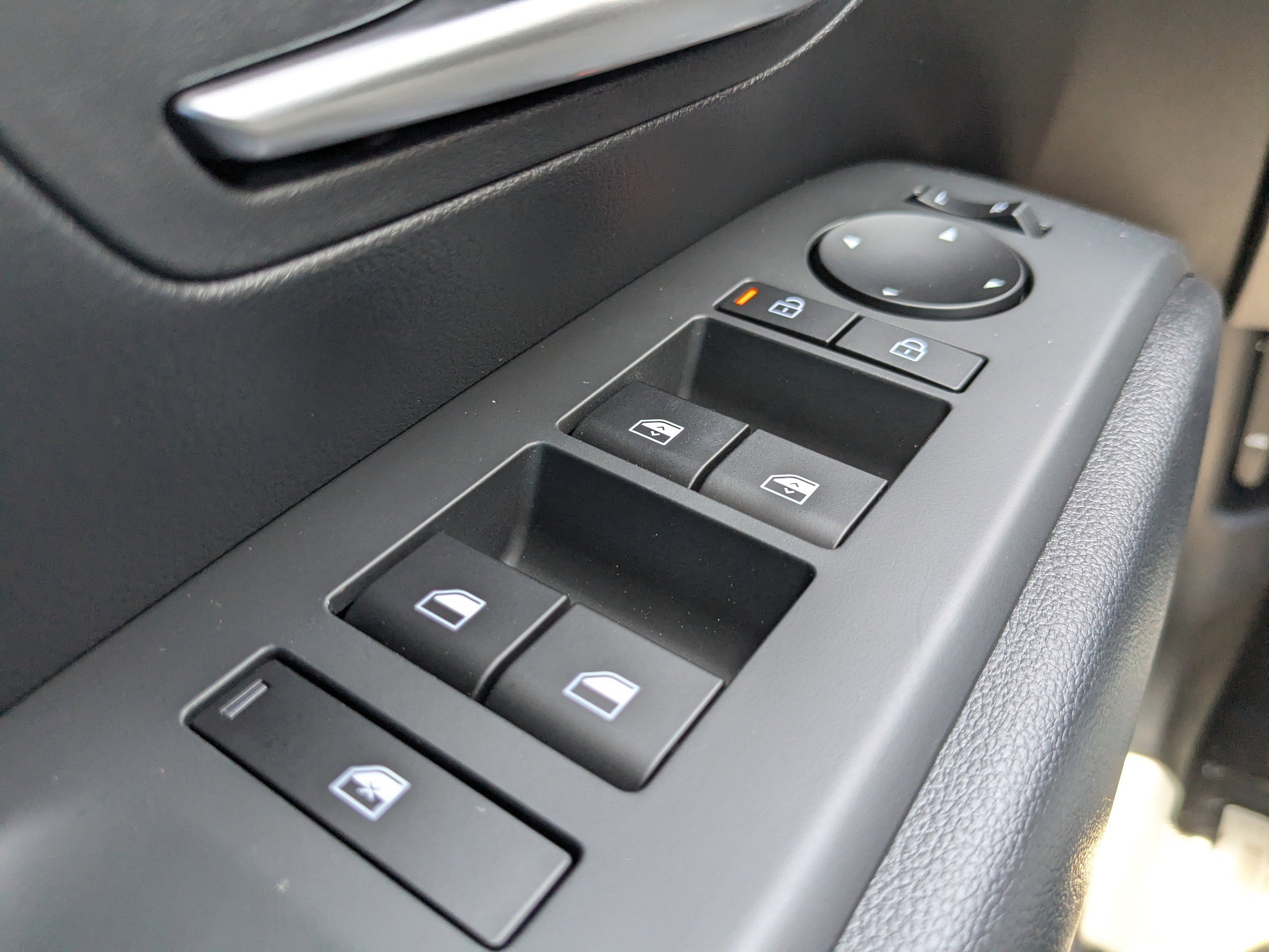 2025 Hyundai Tucson Hybrid SEL Convenience photo 18