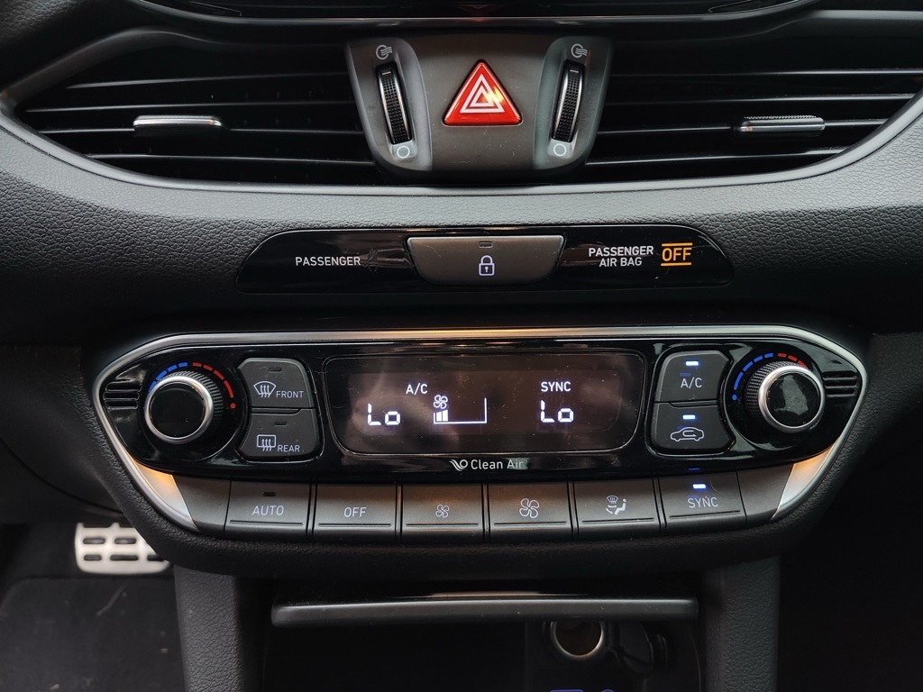 2020 Hyundai Elantra GT N Line photo 16