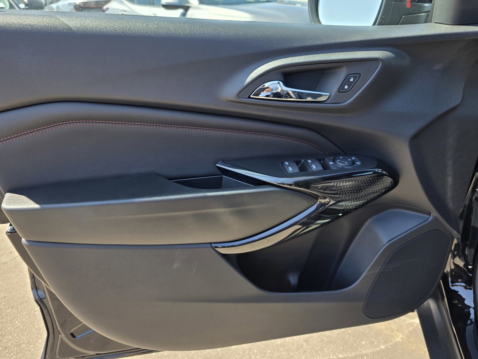 2025 Chevrolet Trax photo 19