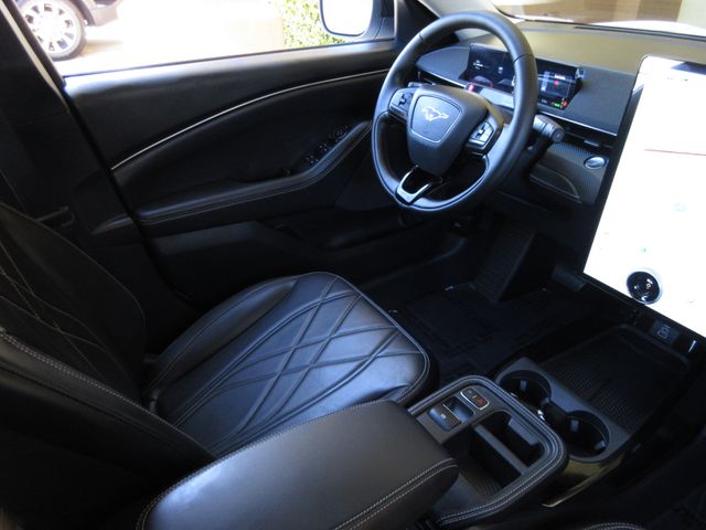 2025 Ford Mustang Mach-E Select photo 20