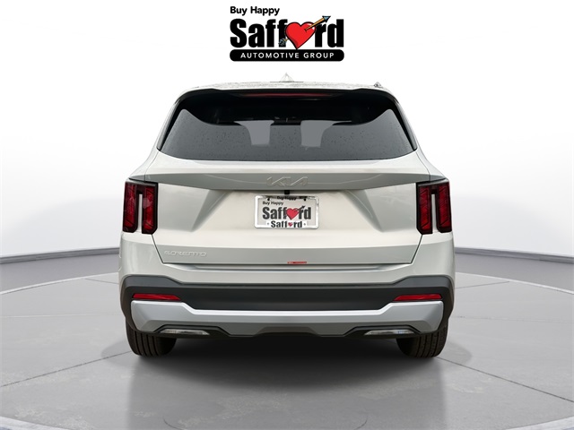 2026 Kia Sorento LX photo 3