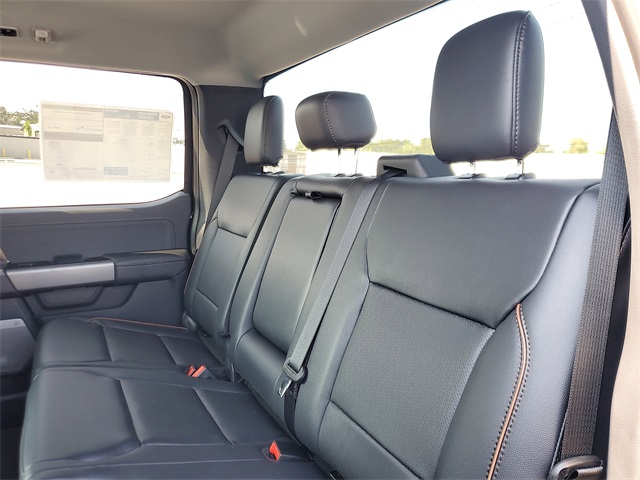 2025 Ford F-250 Lariat photo 10