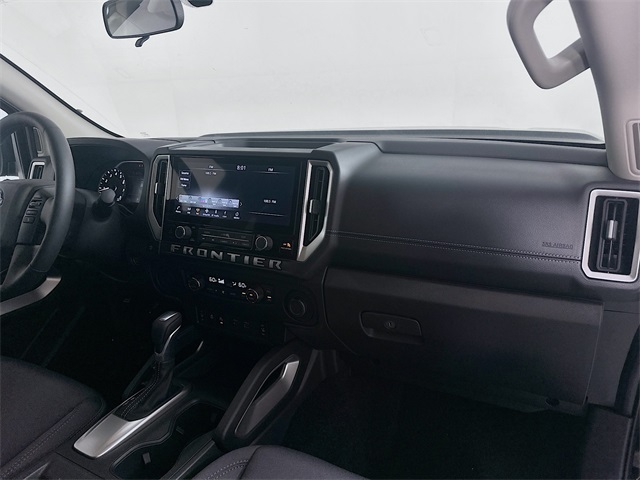 2025 Nissan Frontier SV photo 25