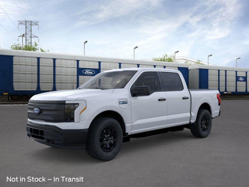 2025 Ford F-150 Lightning photo 2