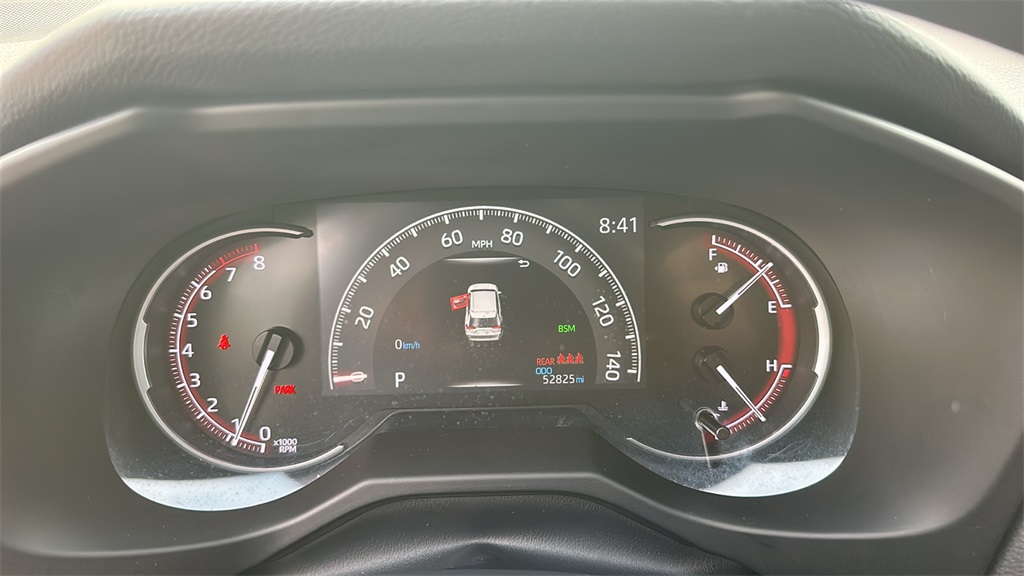 2023 Toyota RAV4 XLE photo 19
