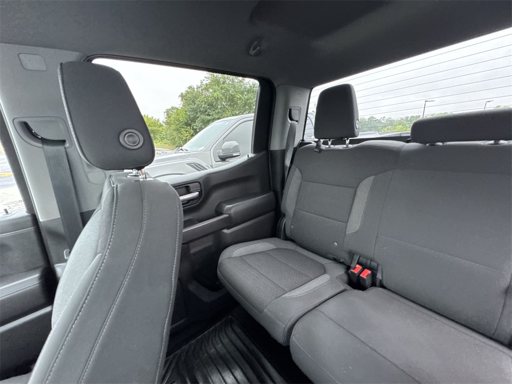 2021 Chevrolet Silverado 1500 LT photo 12
