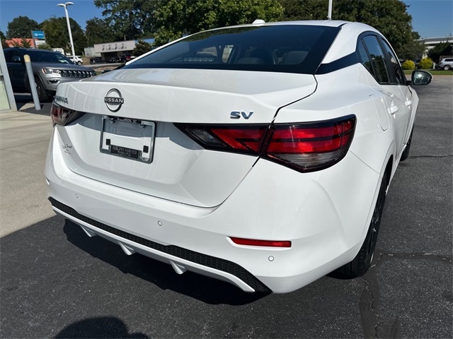 2024 Nissan Sentra SV photo 3