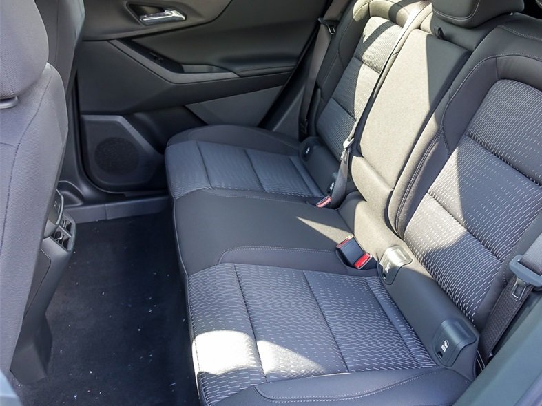 2026 Chevrolet Equinox LT photo 14