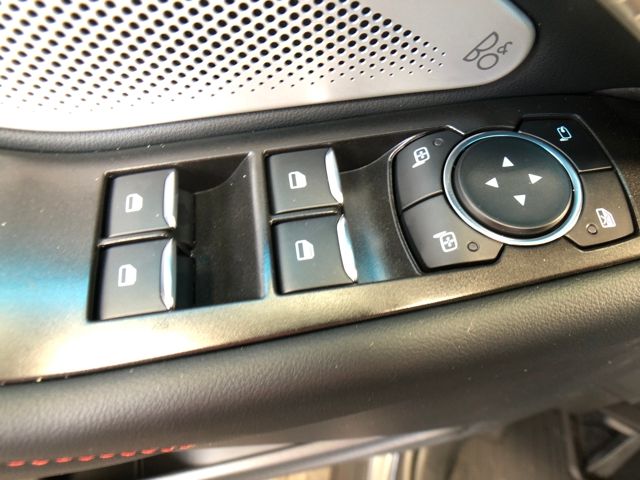2025 Ford Explorer ST photo 13