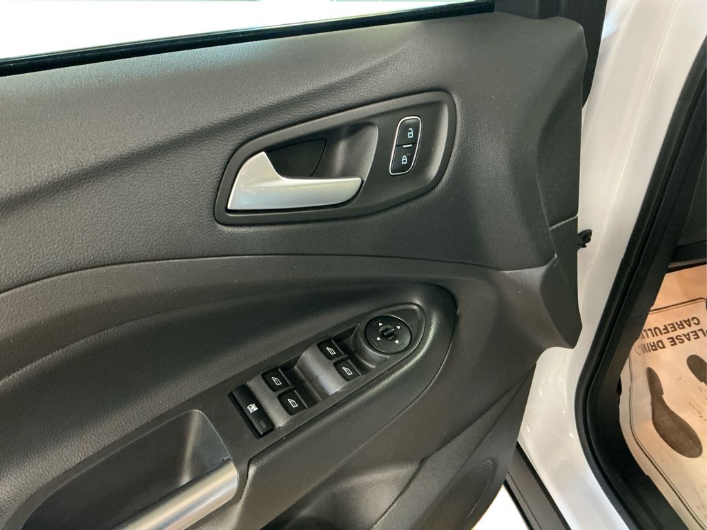 2018 Ford Escape SE photo 18