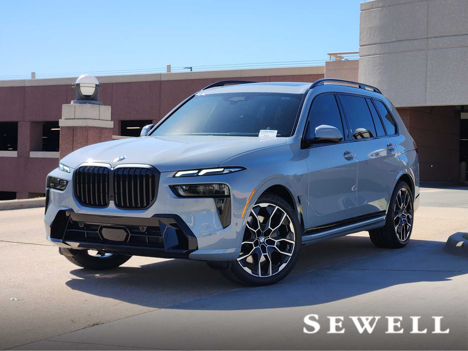 2026 BMW X7 40i's photo