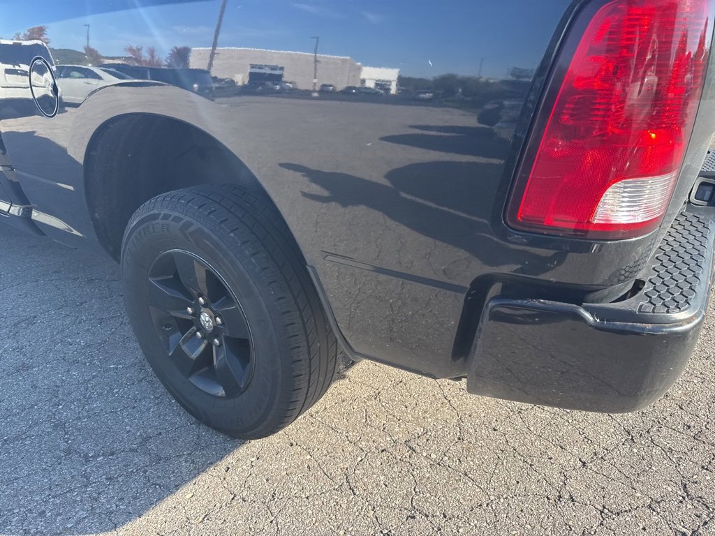 2018 Ram 1500 Express photo 12