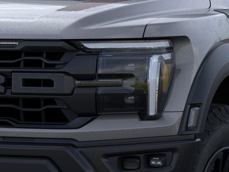 2025 Ford F-150 Raptor photo 18