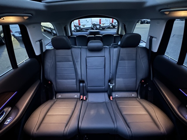 2026 Mercedes Benz GLS 450 4MATIC photo 12