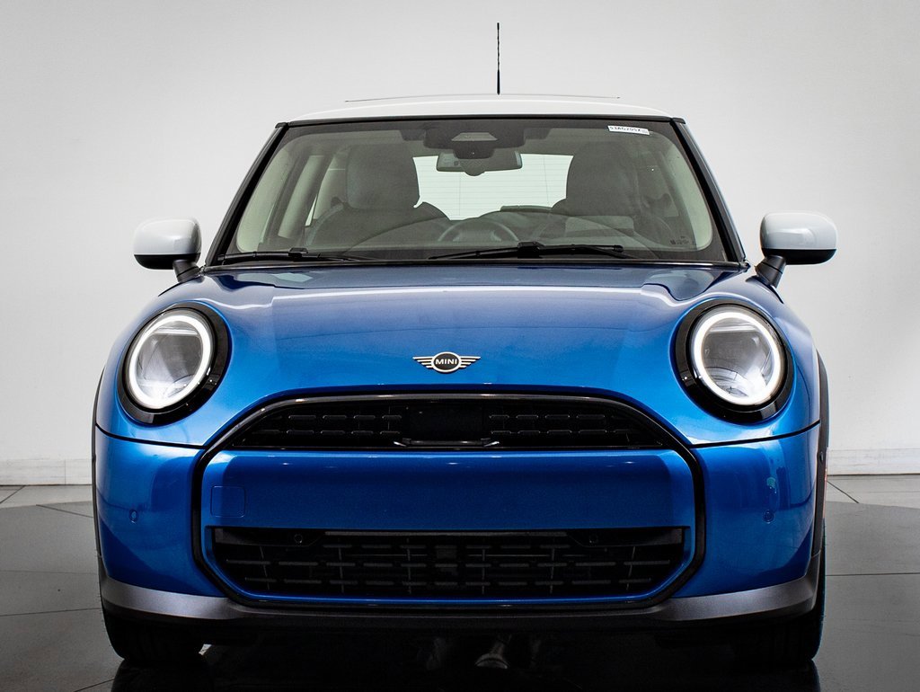2025 Mini Cooper 2 Door Hardtop photo 2
