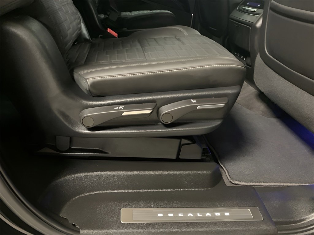 2025 Cadillac Escalade ESV Sport Platinum photo 22