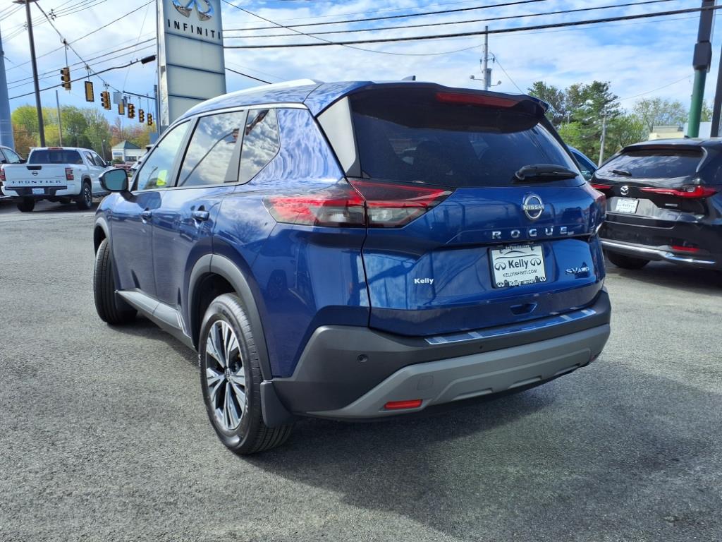 2022 Nissan Rogue SV photo 7