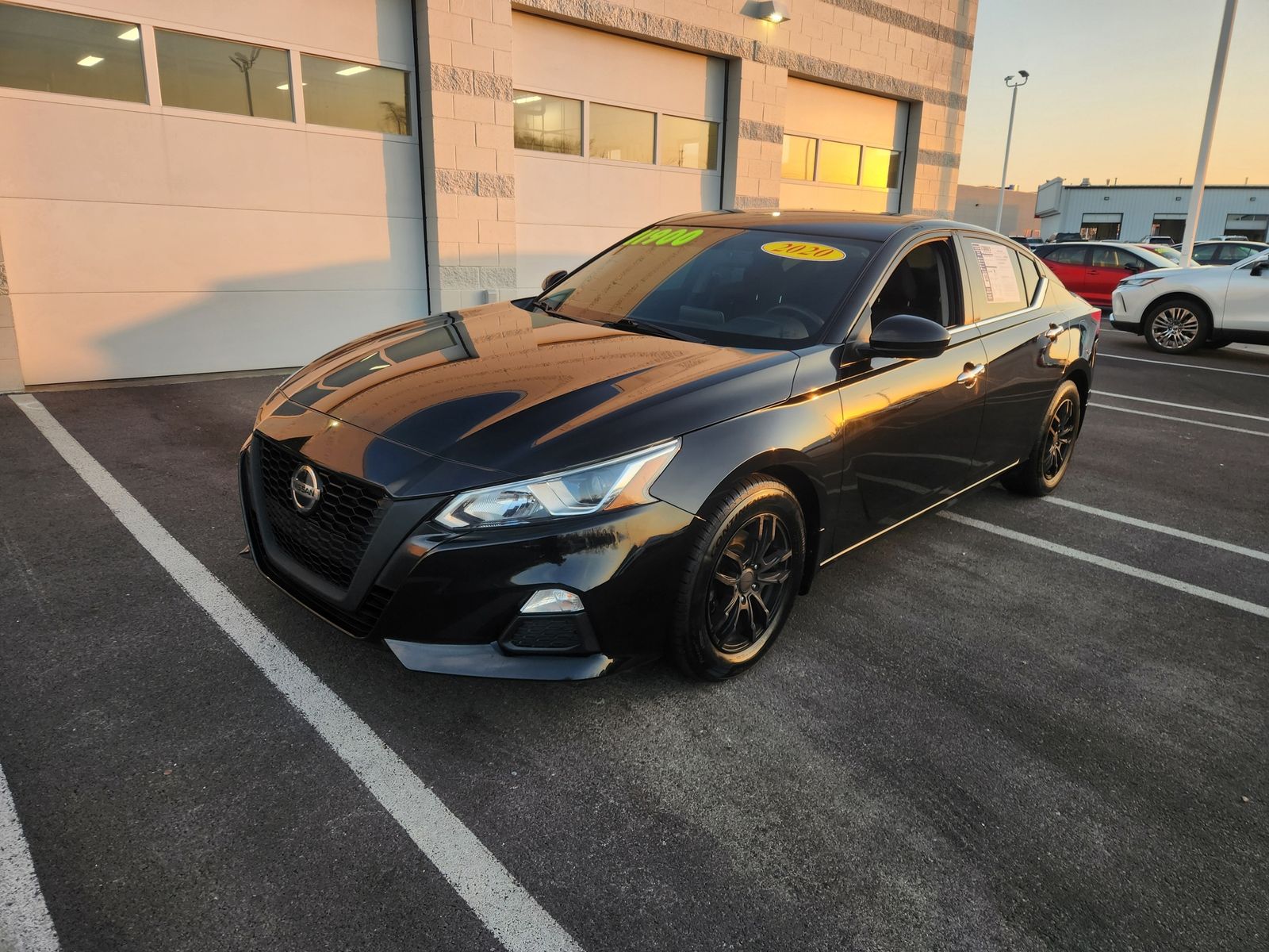 2020 Nissan Altima 2.5 S photo 2