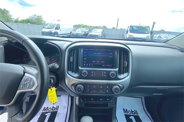 2022 Chevrolet Colorado LT photo 18