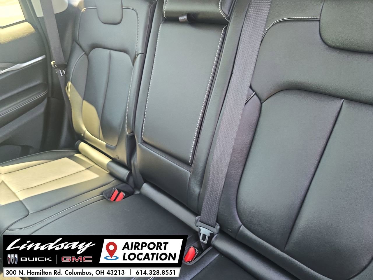 2023 Jeep Cherokee Base photo 23